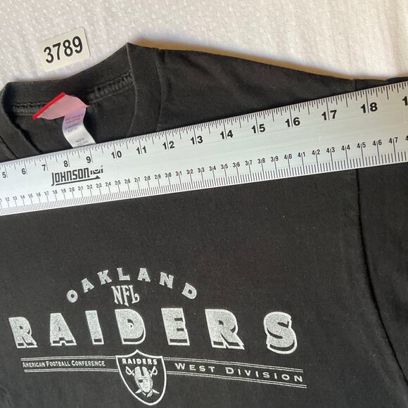 NFL Men T-shirt size M Short Sleeve Oakland Raiders American Football Black - Picture 2 of 8